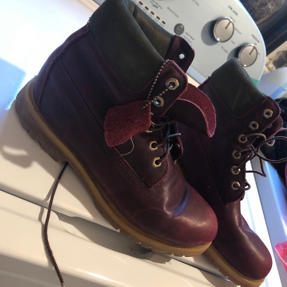 Green and burgundy timberlands